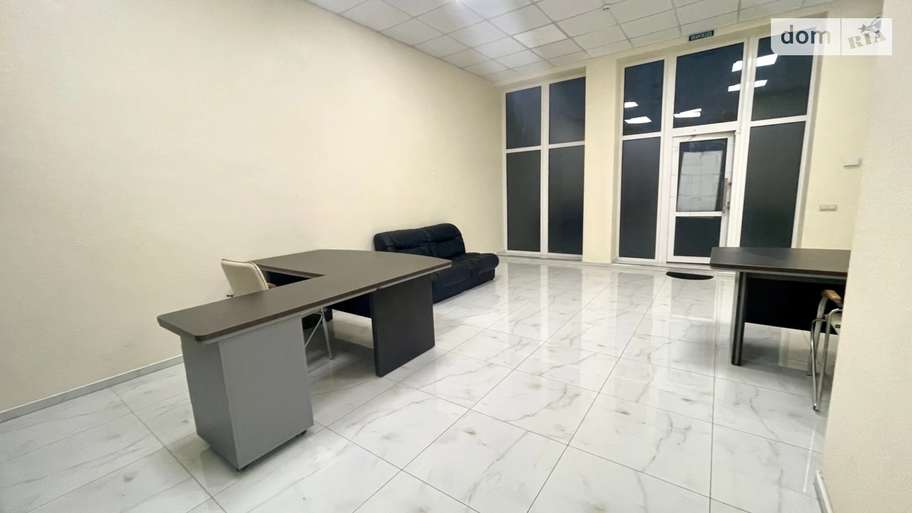 Продается офис 36.5 кв. м в бизнес-центре, цена: 84000 $ - фото 4