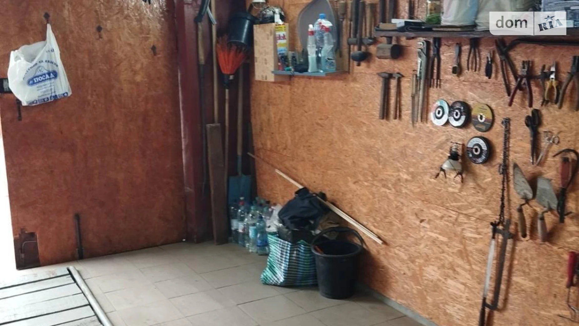 Продается место в гаражном кооперативе под легковое авто на 21 кв. м, цена: 7500 $ - фото 3