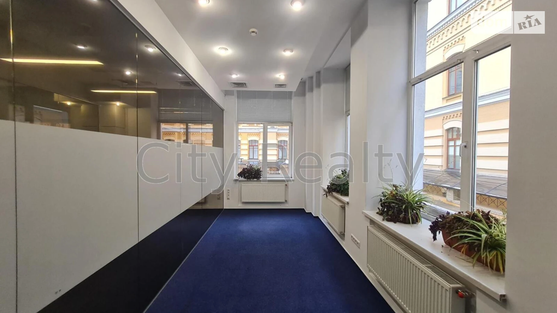 Сдается в аренду офис 783.1 кв. м в бизнес-центре, цена: 13313 $ - фото 4