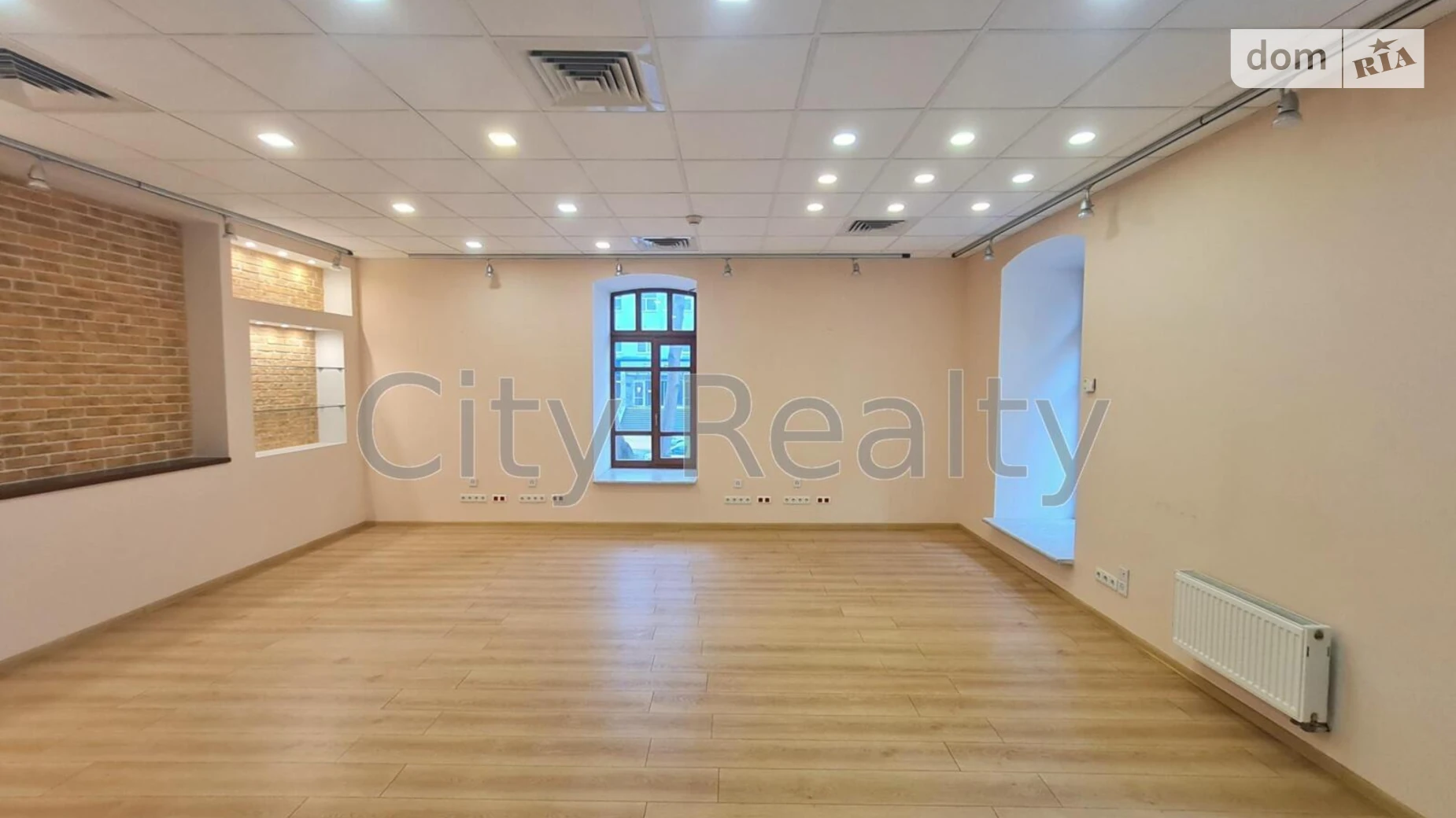 Сдается в аренду офис 654.56 кв. м в бизнес-центре, цена: 11782 $ - фото 3