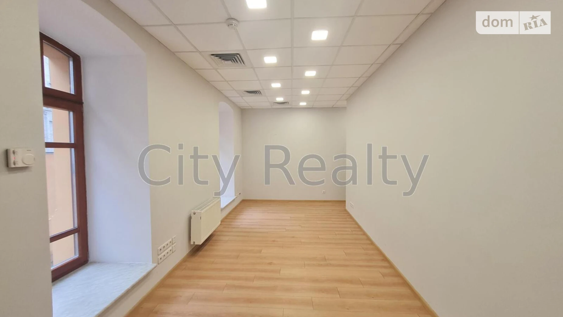 Сдается в аренду офис 654.56 кв. м в бизнес-центре, цена: 11782 $ - фото 4