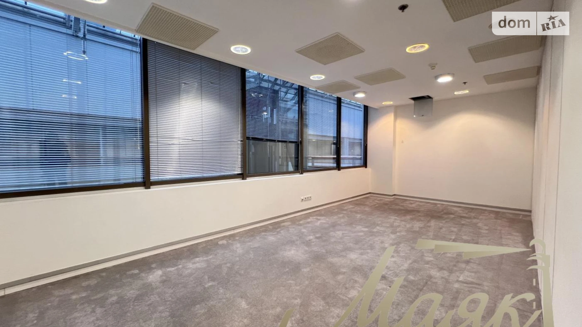 Сдается в аренду офис 110 кв. м в бизнес-центре, цена: 3800 $ - фото 3