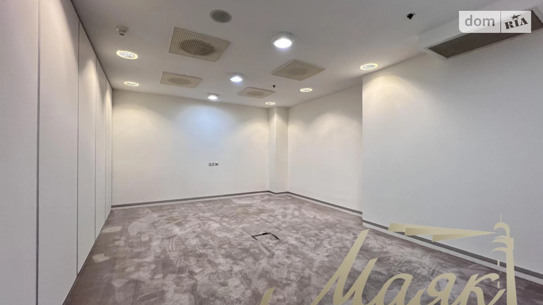 Сдается в аренду офис 110 кв. м в бизнес-центре, цена: 3800 $ - фото 4