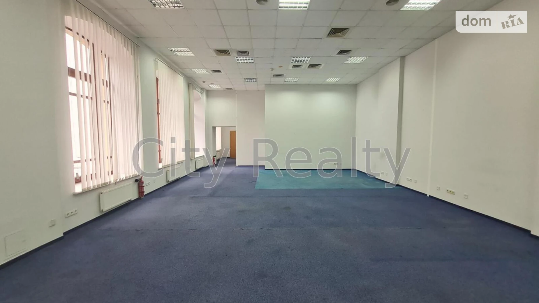 Сдается в аренду офис 291.2 кв. м в бизнес-центре, цена: 5242 $ - фото 2