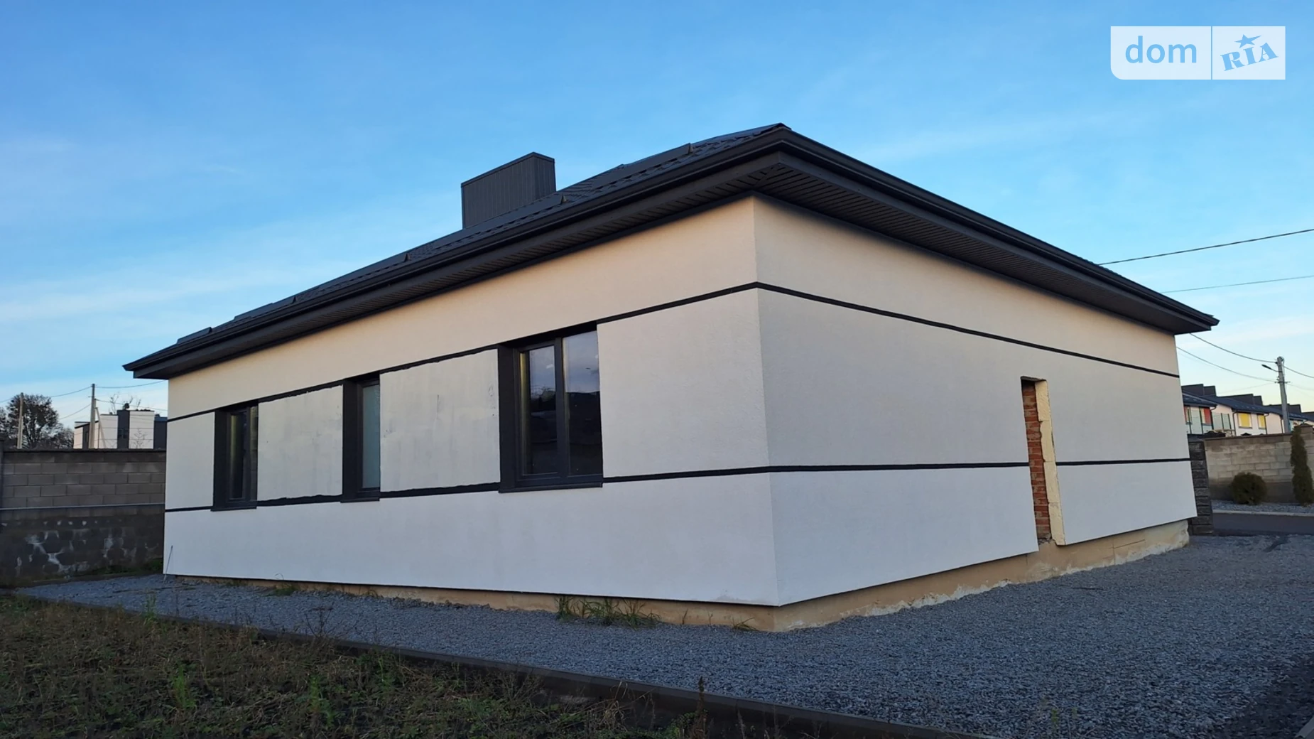 Продается одноэтажный дом 110 кв. м с садом, цена: 90000 $ - фото 3