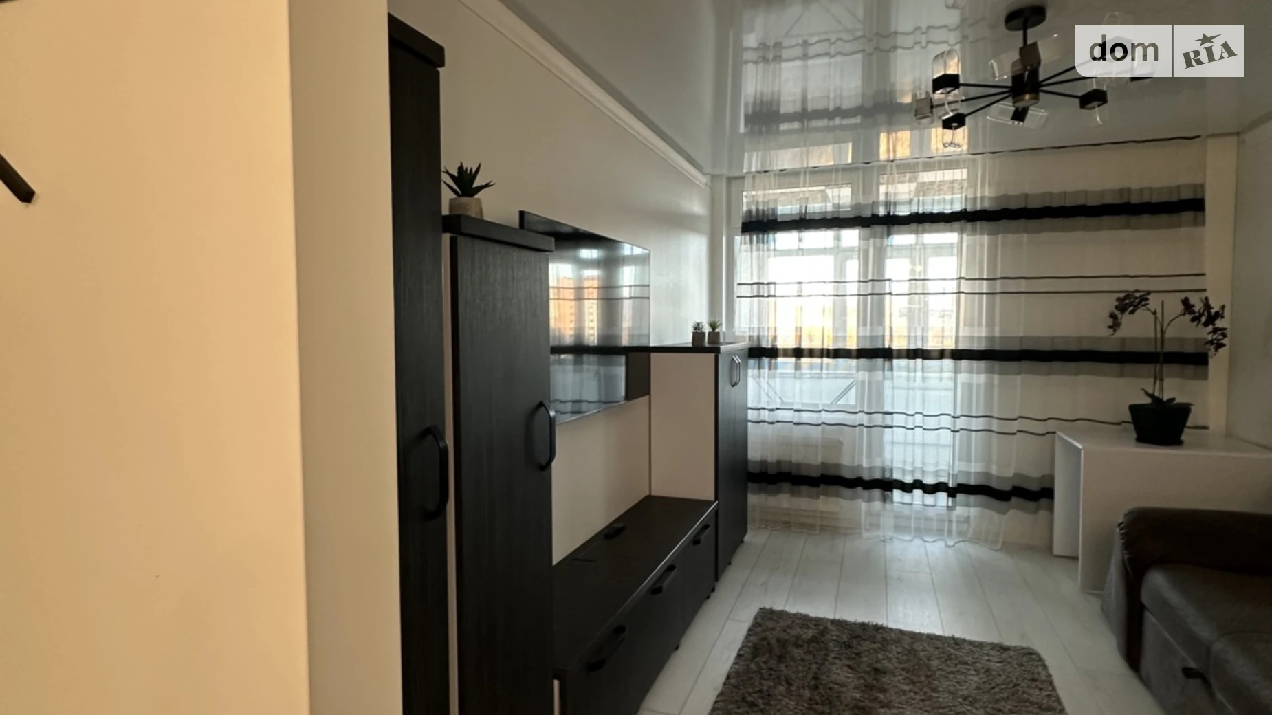 1-комнатная квартира 60 кв. м в Тернополе, просп. Злуки - фото 3