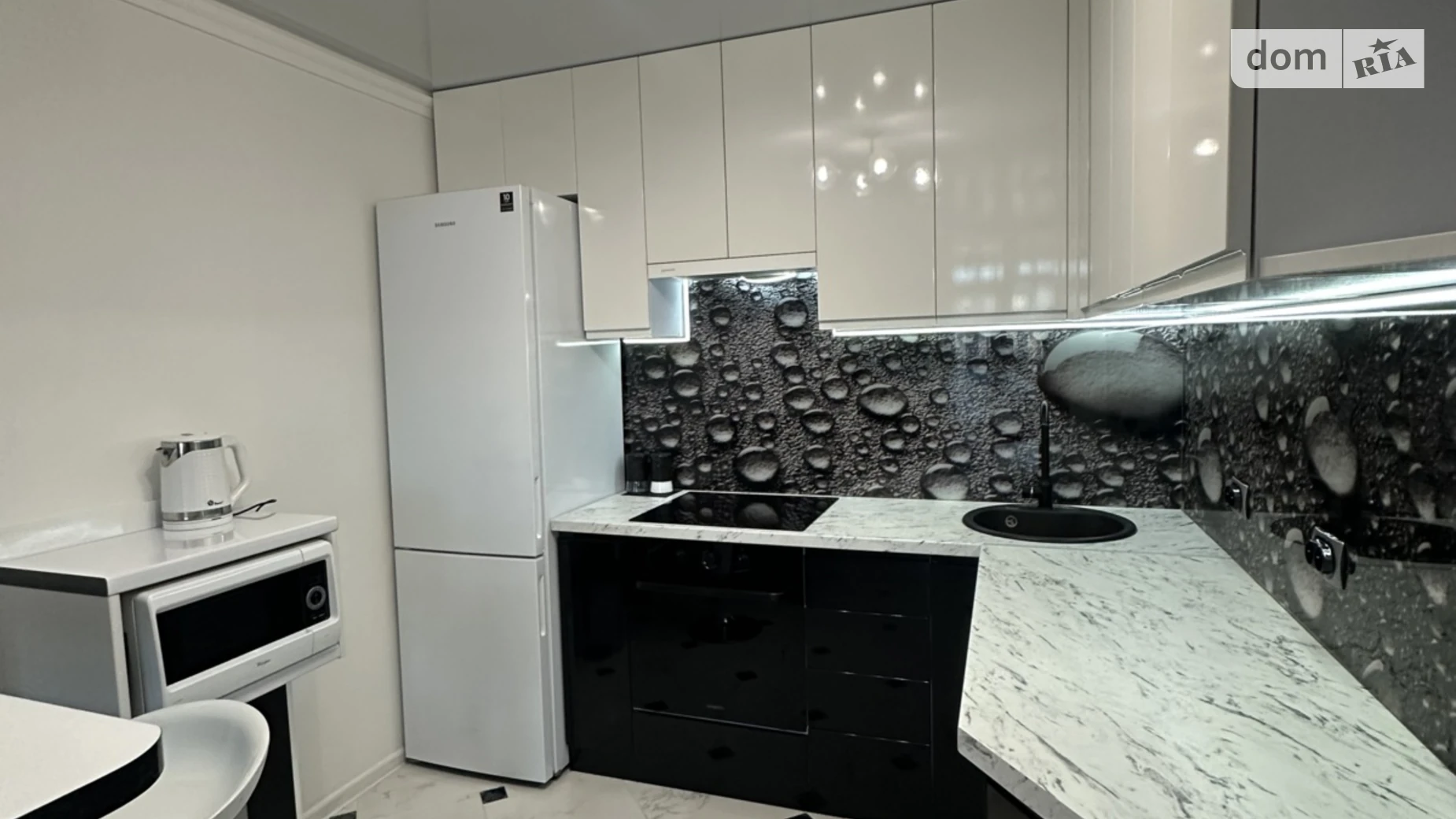 1-комнатная квартира 60 кв. м в Тернополе, просп. Злуки - фото 5