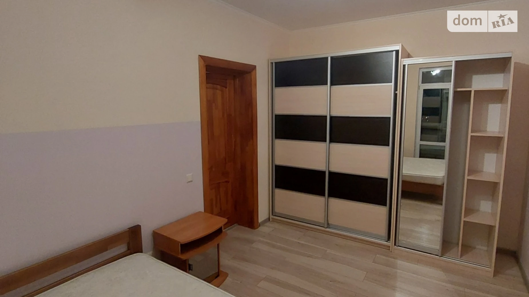 Продается 2-комнатная квартира 63 кв. м в Киеве, ул. Юрия Шумского, 3Г - фото 2