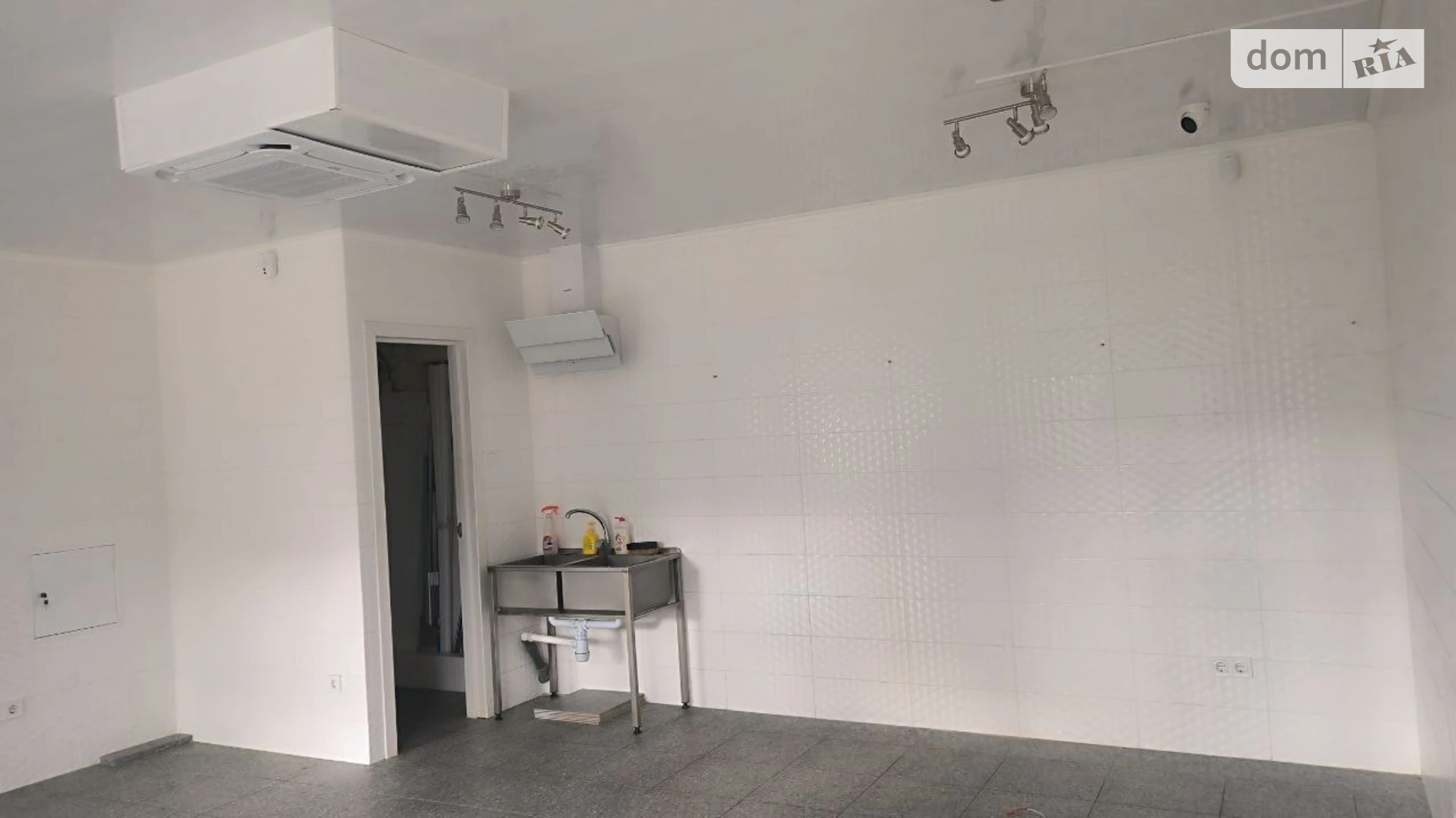 Здається в оренду приміщення вільного призначення 30.8 кв. м в 5-поверховій будівлі, цена: 83000 $ - фото 5