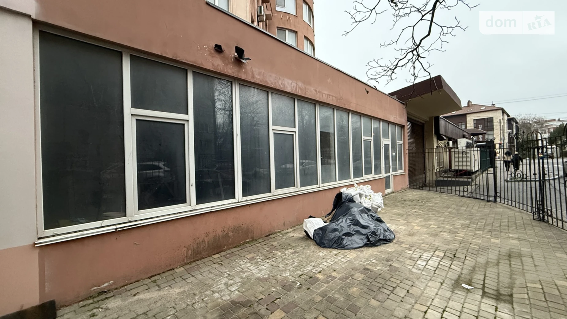 Продається приміщення вільного призначення 191.3 кв. м в 24-поверховій будівлі, цена: 177000 $ - фото 2