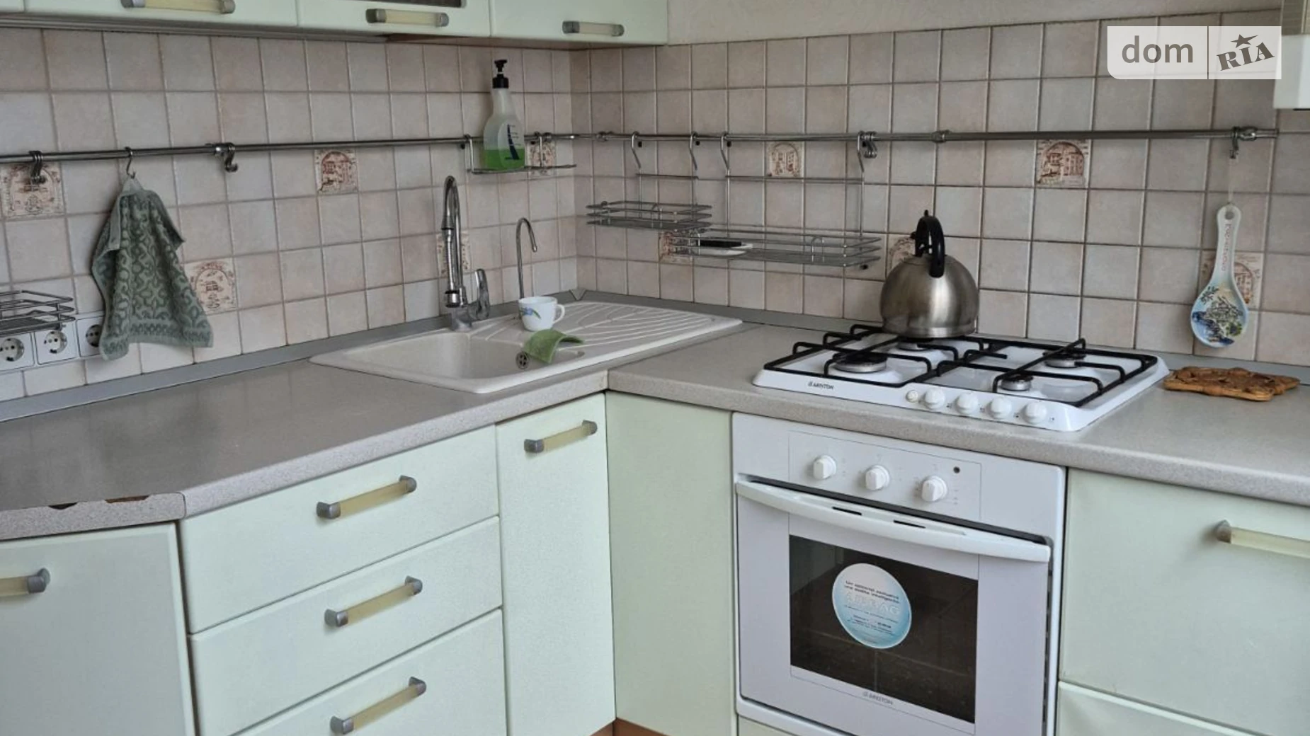 Продается 3-комнатная квартира 73.8 кв. м в Днепре, ул. Фабрично-Заводская, 33 - фото 2