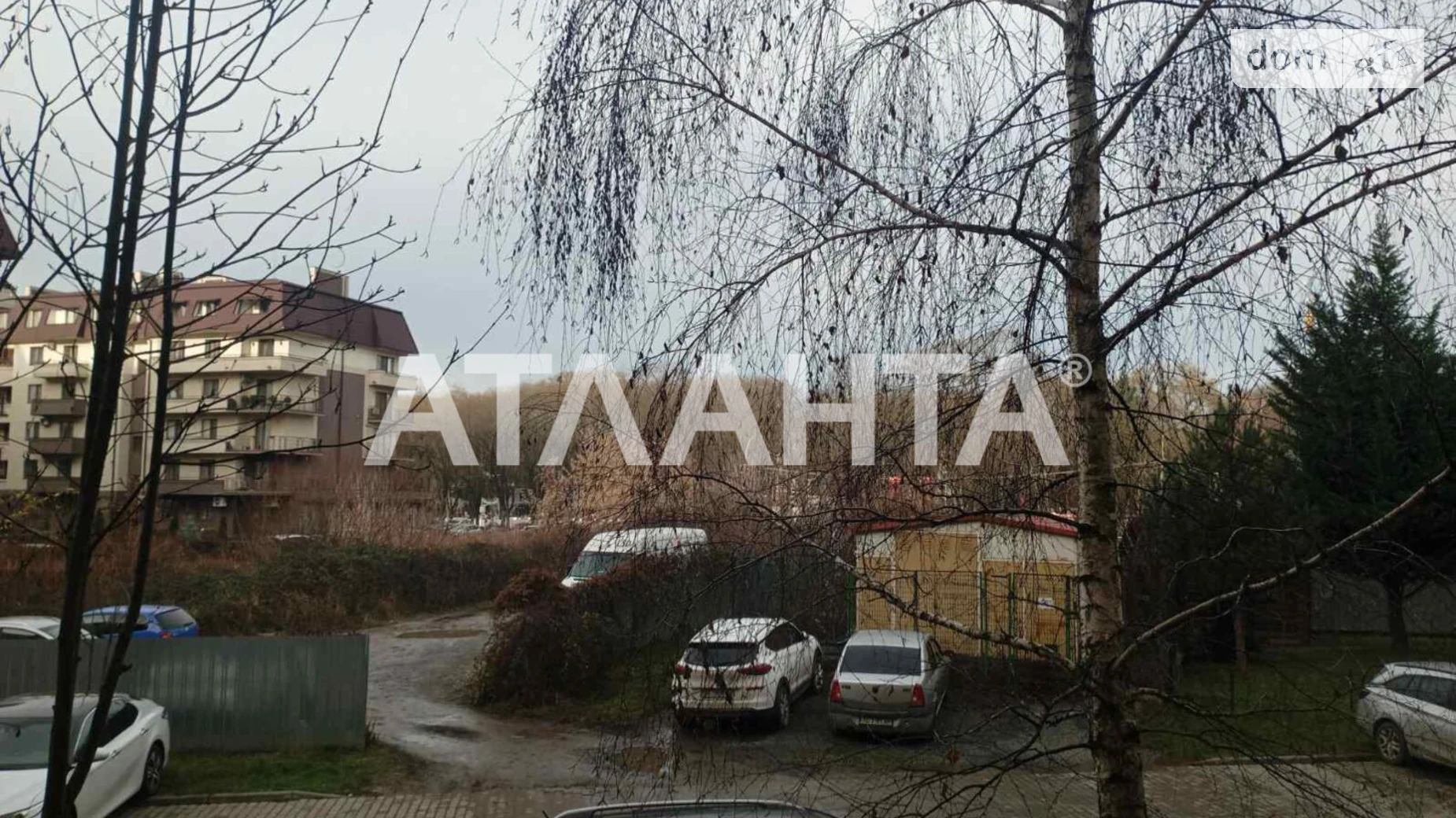 Продается 3-комнатная квартира 89.9 кв. м в Ужгороде, ул. Хиры Александра - фото 3