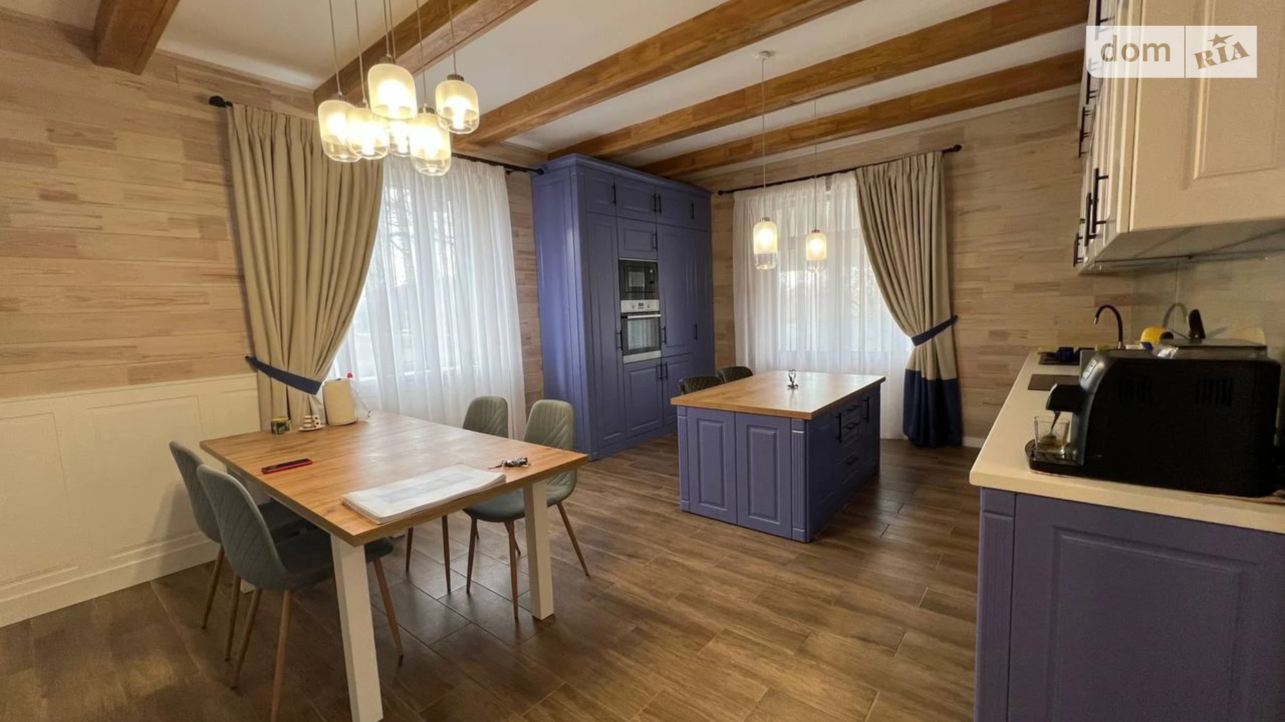 Продается дом на 3 этажа 250 кв. м с мансардой, цена: 175000 $ - фото 3