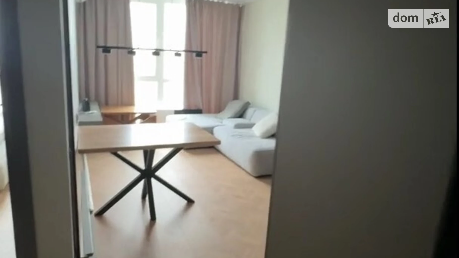 Продается 1-комнатная квартира 42 кв. м в Киеве, ул. Причальная, 12 - фото 2