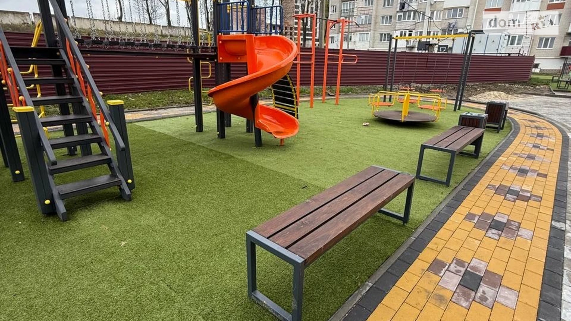 1-комнатная квартира 32 кв. м в Тернополе, ул. Микулинецкая, 101А - фото 2