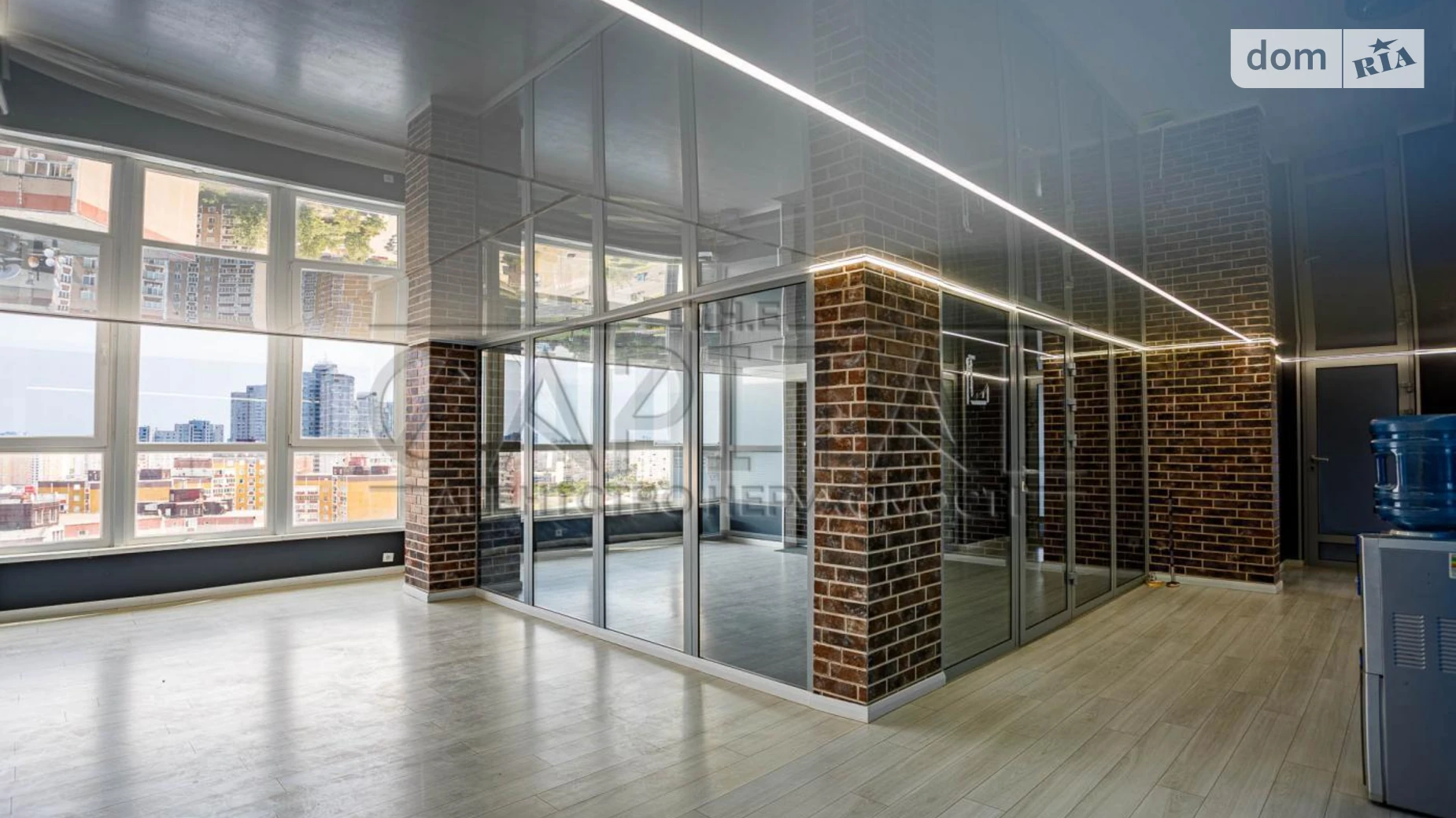 Сдается в аренду офис 310 кв. м в бизнес-центре, цена: 1500 $ - фото 4