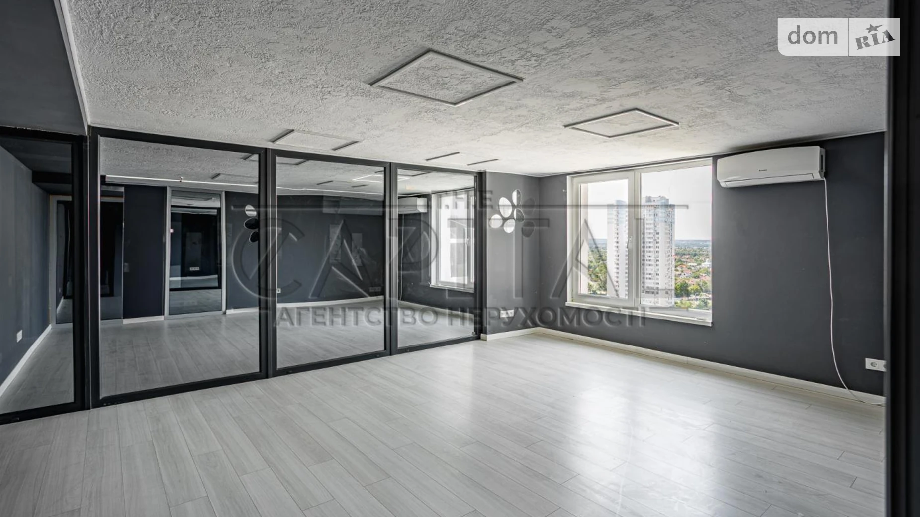 Сдается в аренду офис 310 кв. м в бизнес-центре, цена: 1500 $ - фото 2