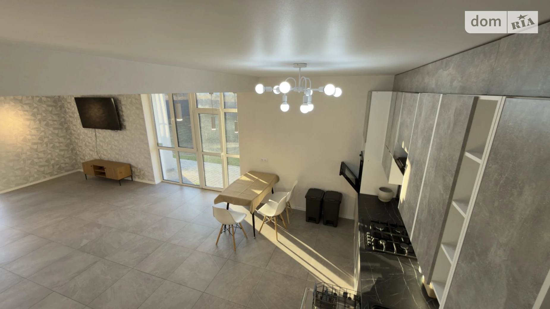 Сдается в аренду дом на 2 этажа 200 кв. м с верандой, цена: 1797 $ - фото 4