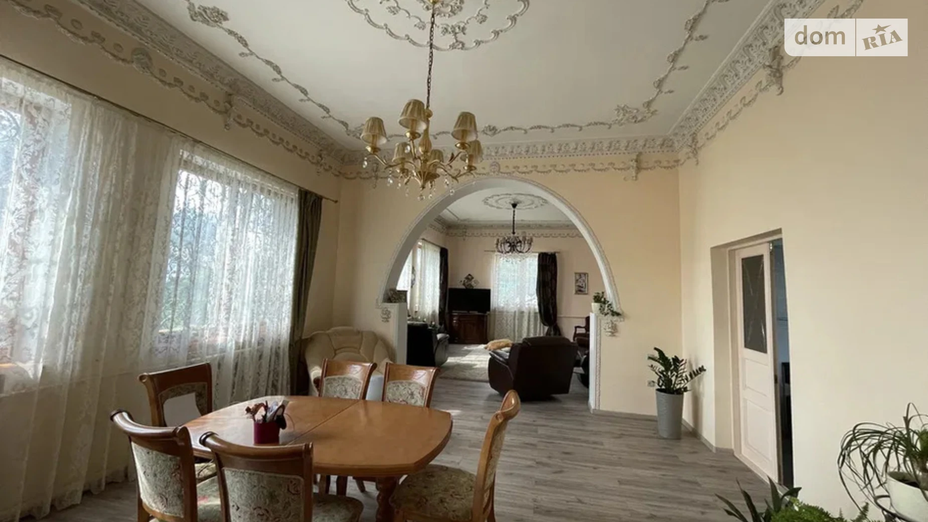 Продается дом на 2 этажа 414 кв. м с мебелью, цена: 180000 $ - фото 4