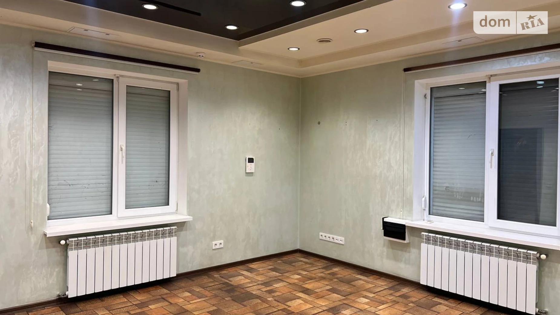 Сдается в аренду офис 178 кв. м в бизнес-центре, цена: 50000 грн - фото 4