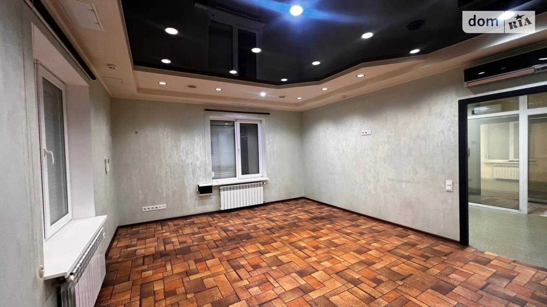 Сдается в аренду офис 178 кв. м в бизнес-центре, цена: 50000 грн - фото 2