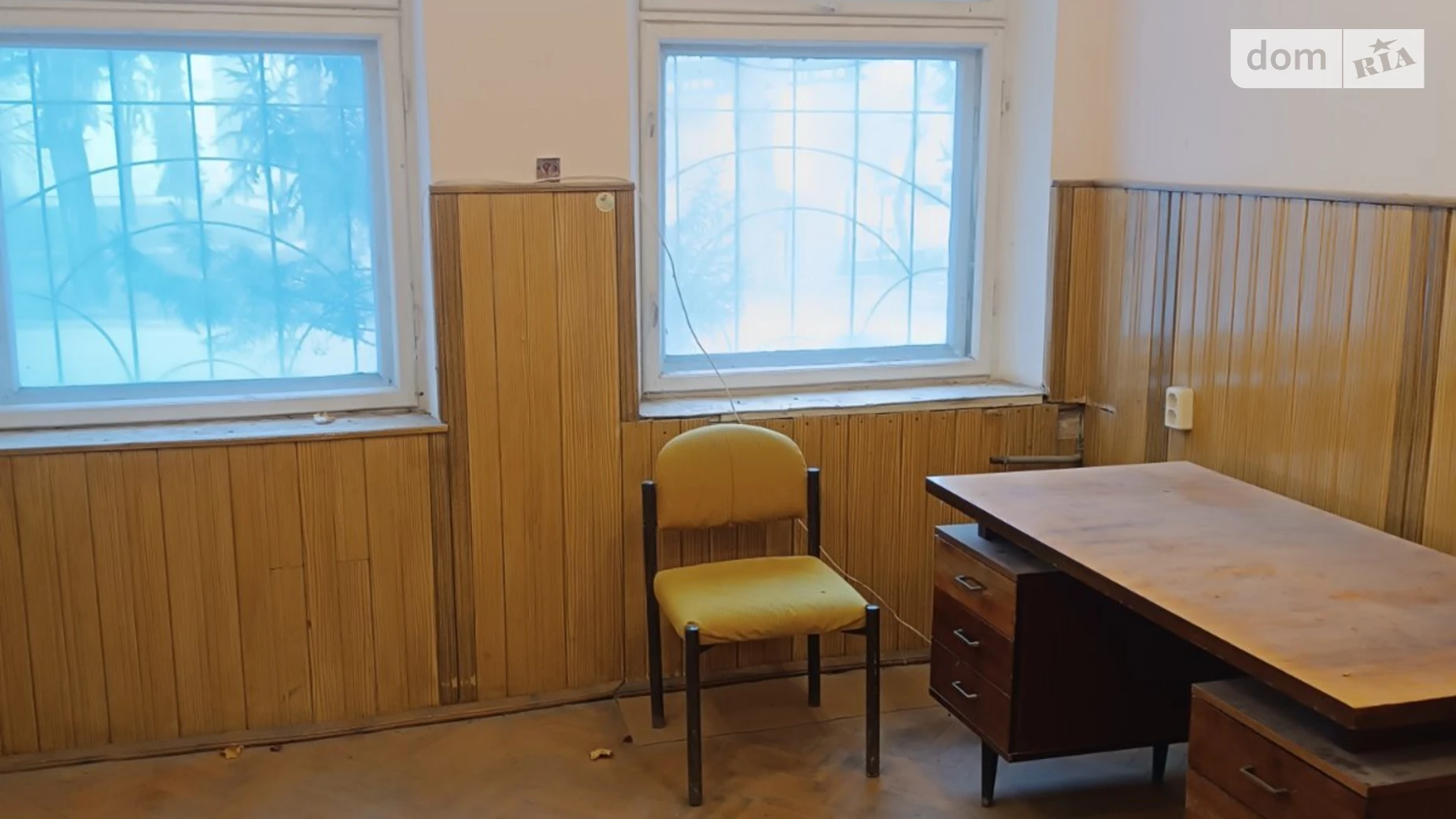 Сдается в аренду офис 12.9 кв. м в бизнес-центре, цена: 2200 грн - фото 4