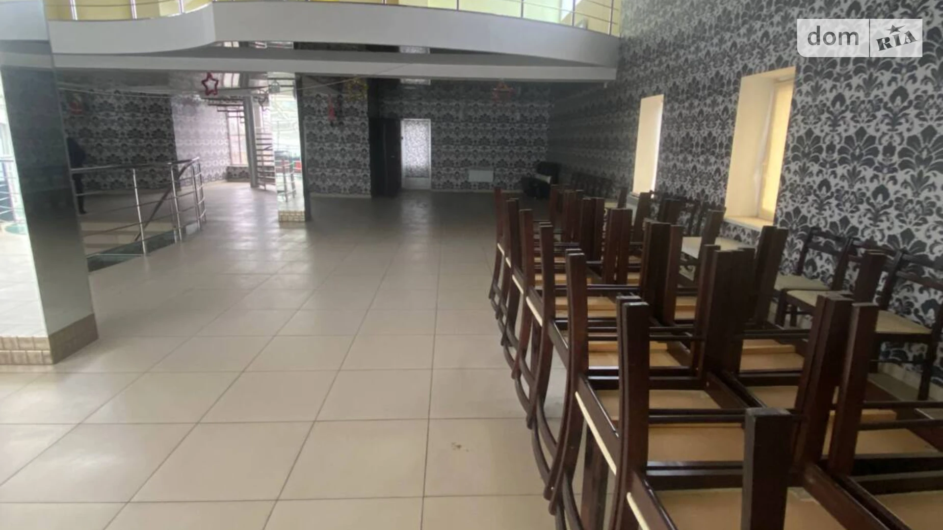 Продается помещения свободного назначения 1132.6 кв. м в 3-этажном здании, цена: 15000000 $ - фото 2