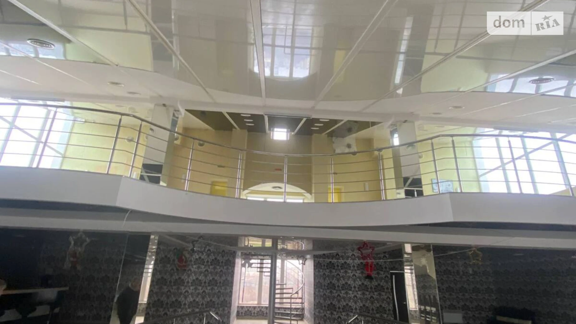 Продается помещения свободного назначения 1132.6 кв. м в 3-этажном здании, цена: 15000000 $ - фото 3