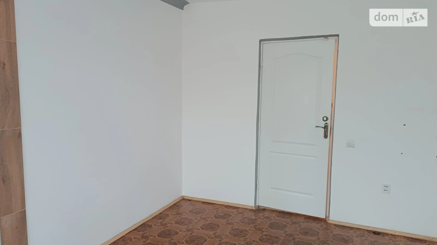 Сдается в аренду офис 13.9 кв. м в бизнес-центре, цена: 2300 грн - фото 4