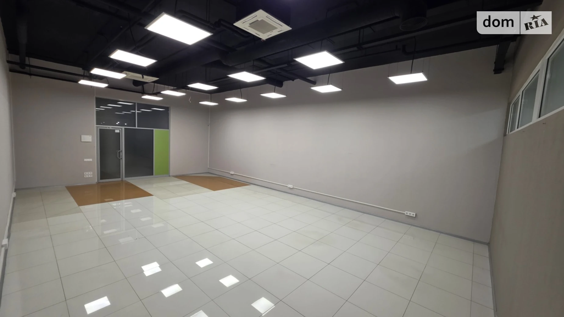 Сдается в аренду офис 78.5 кв. м в бизнес-центре, цена: 380 $ - фото 3