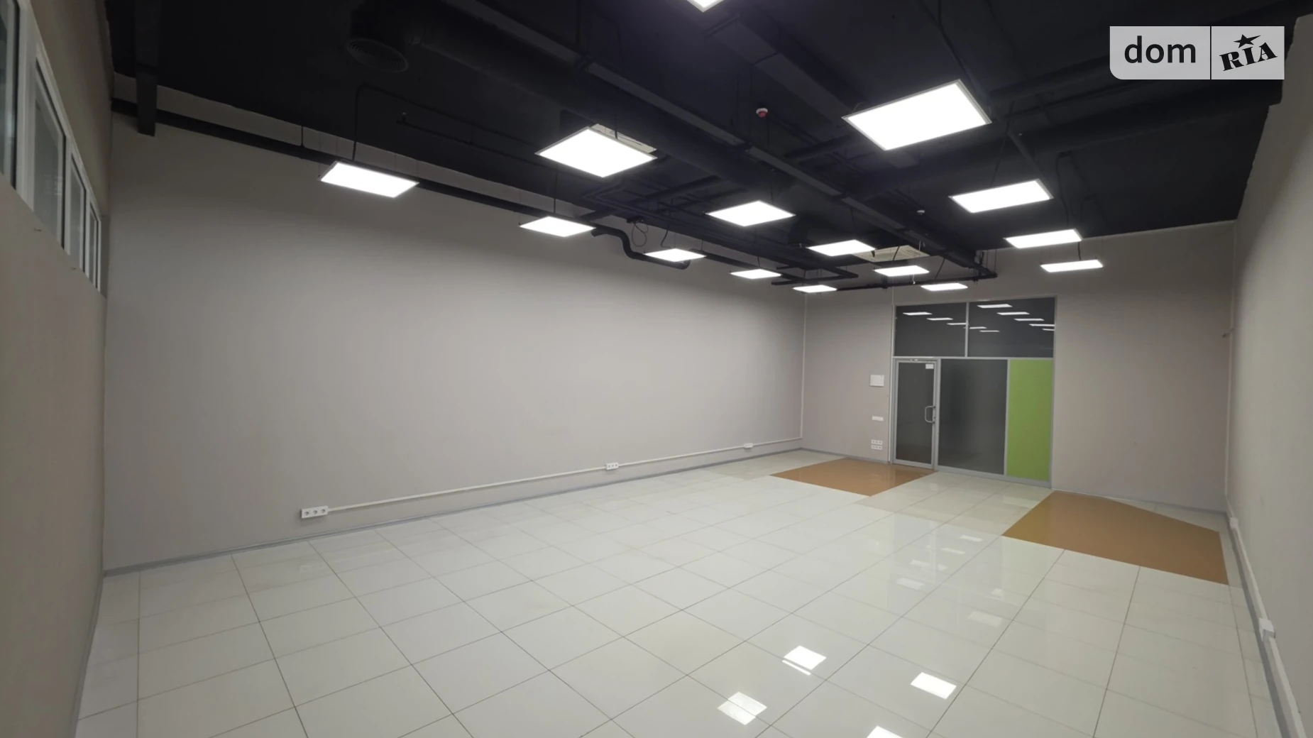 Сдается в аренду офис 78.5 кв. м в бизнес-центре, цена: 380 $ - фото 4