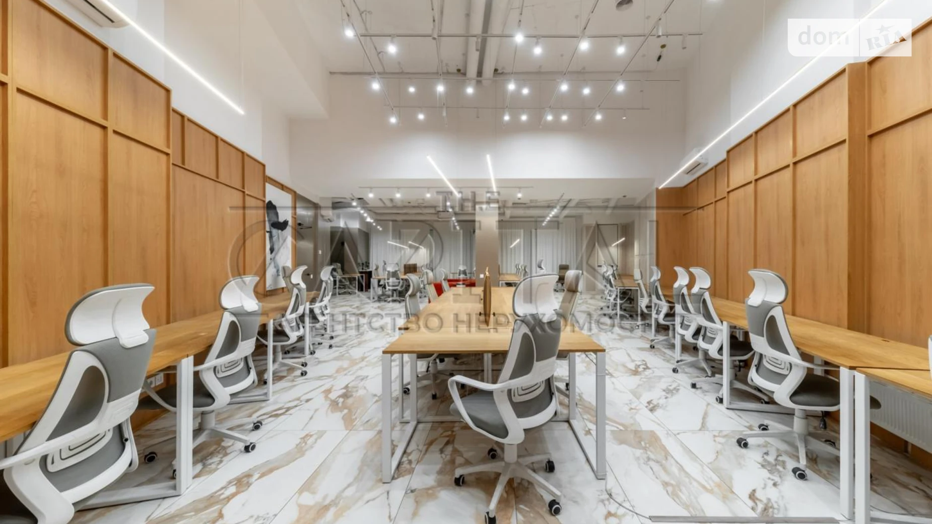 Сдается в аренду офис 300 кв. м в бизнес-центре, цена: 13000 $ - фото 2