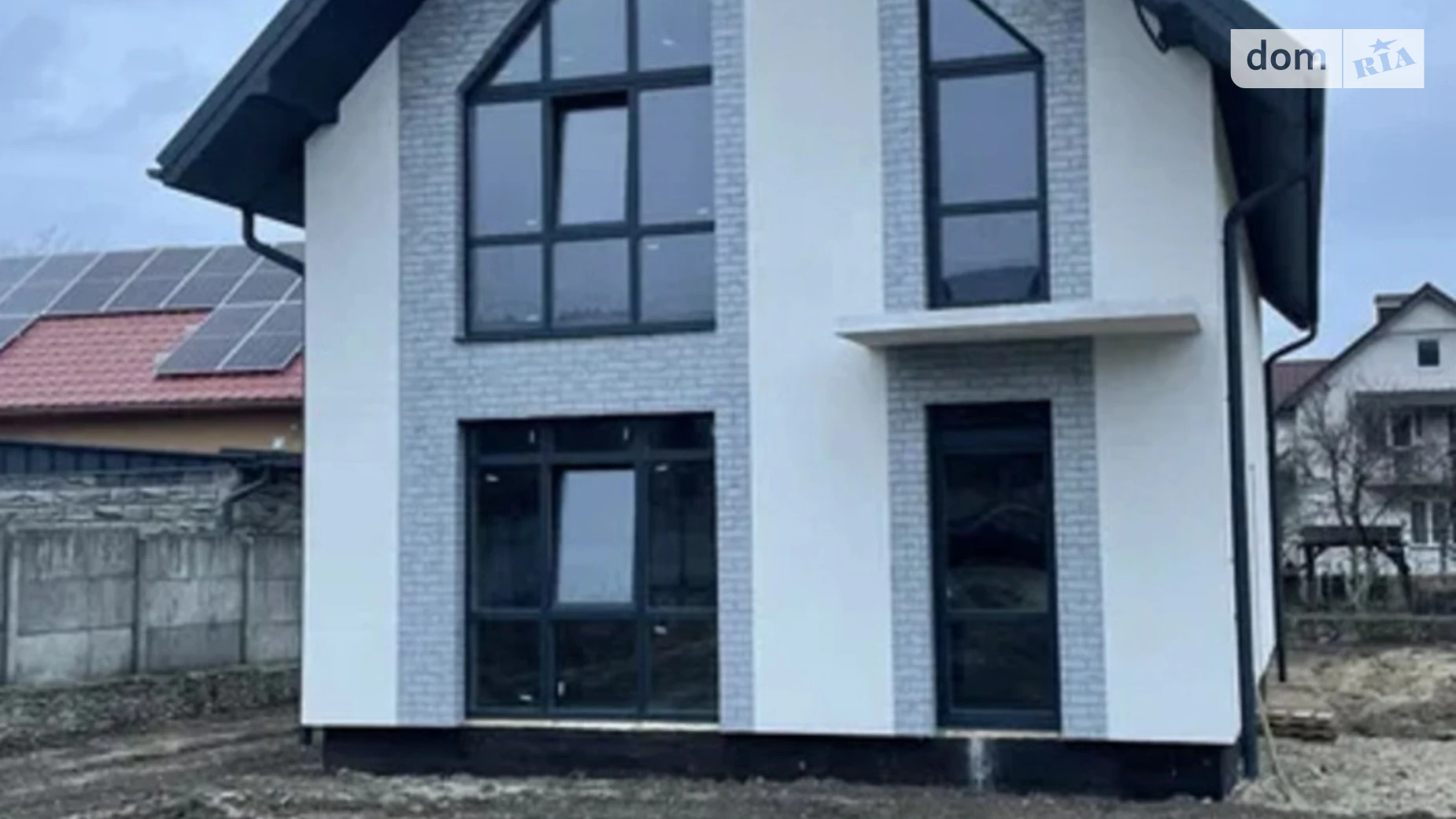 Продается дом на 2 этажа 140 кв. м с бассейном, цена: 84000 $ - фото 2