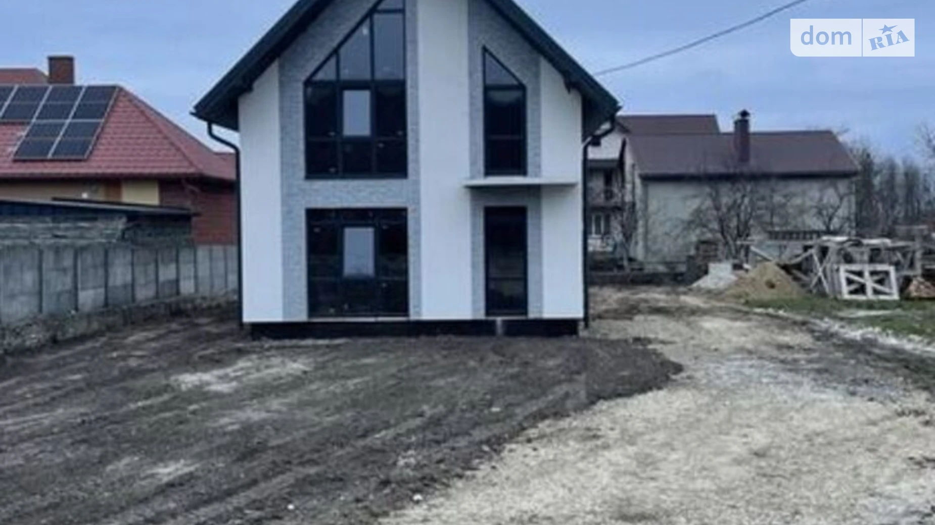 Продается дом на 2 этажа 140 кв. м с бассейном, цена: 84000 $ - фото 4