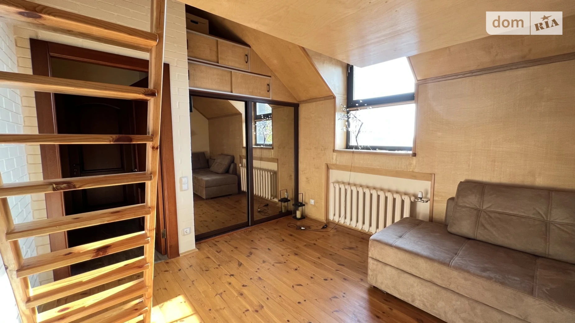 Сдается в аренду дом на 2 этажа 220 кв. м с камином, цена: 1400 $ - фото 5