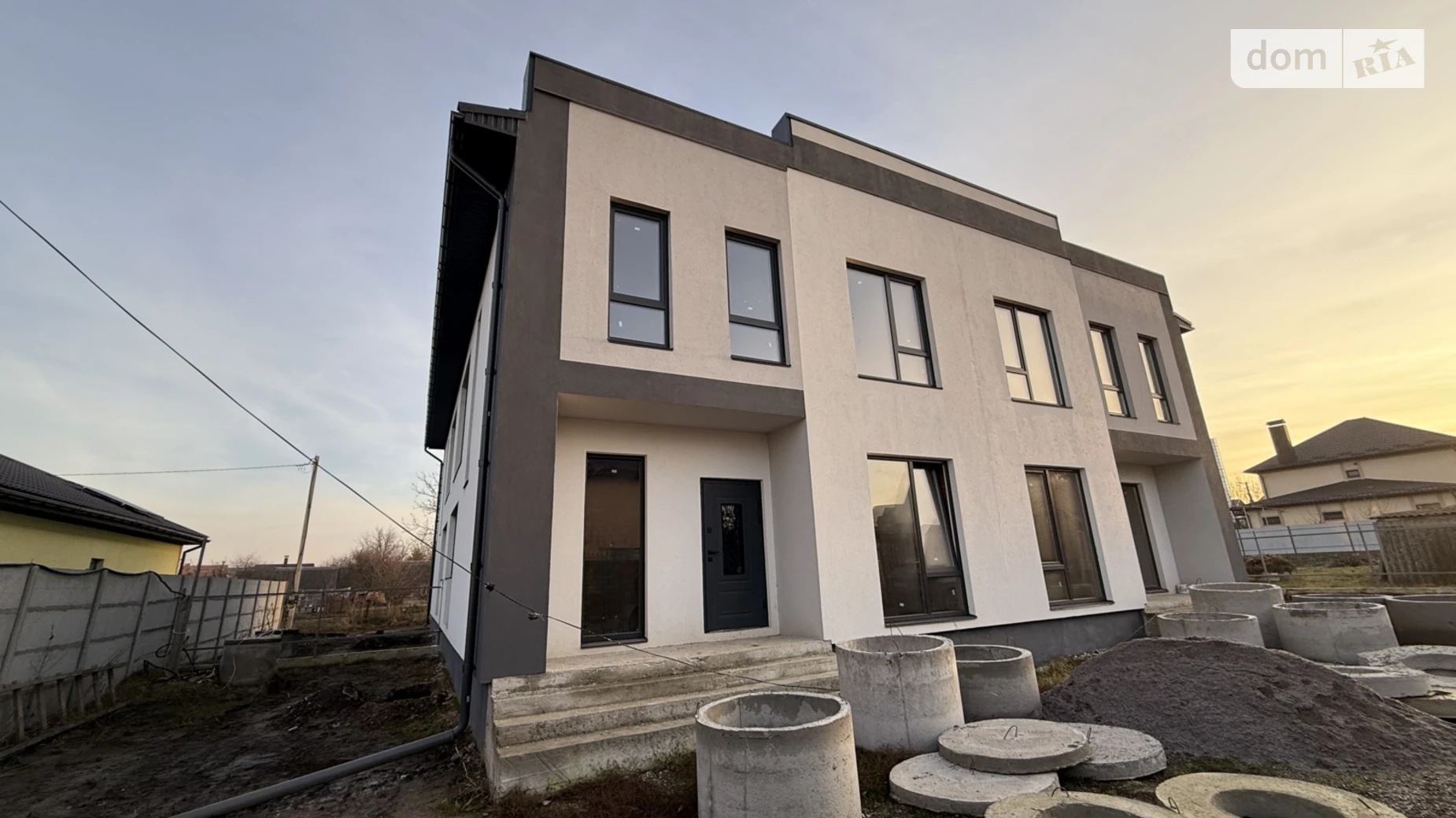 Продается дом на 2 этажа 112 кв. м с балконом, цена: 85000 $ - фото 3