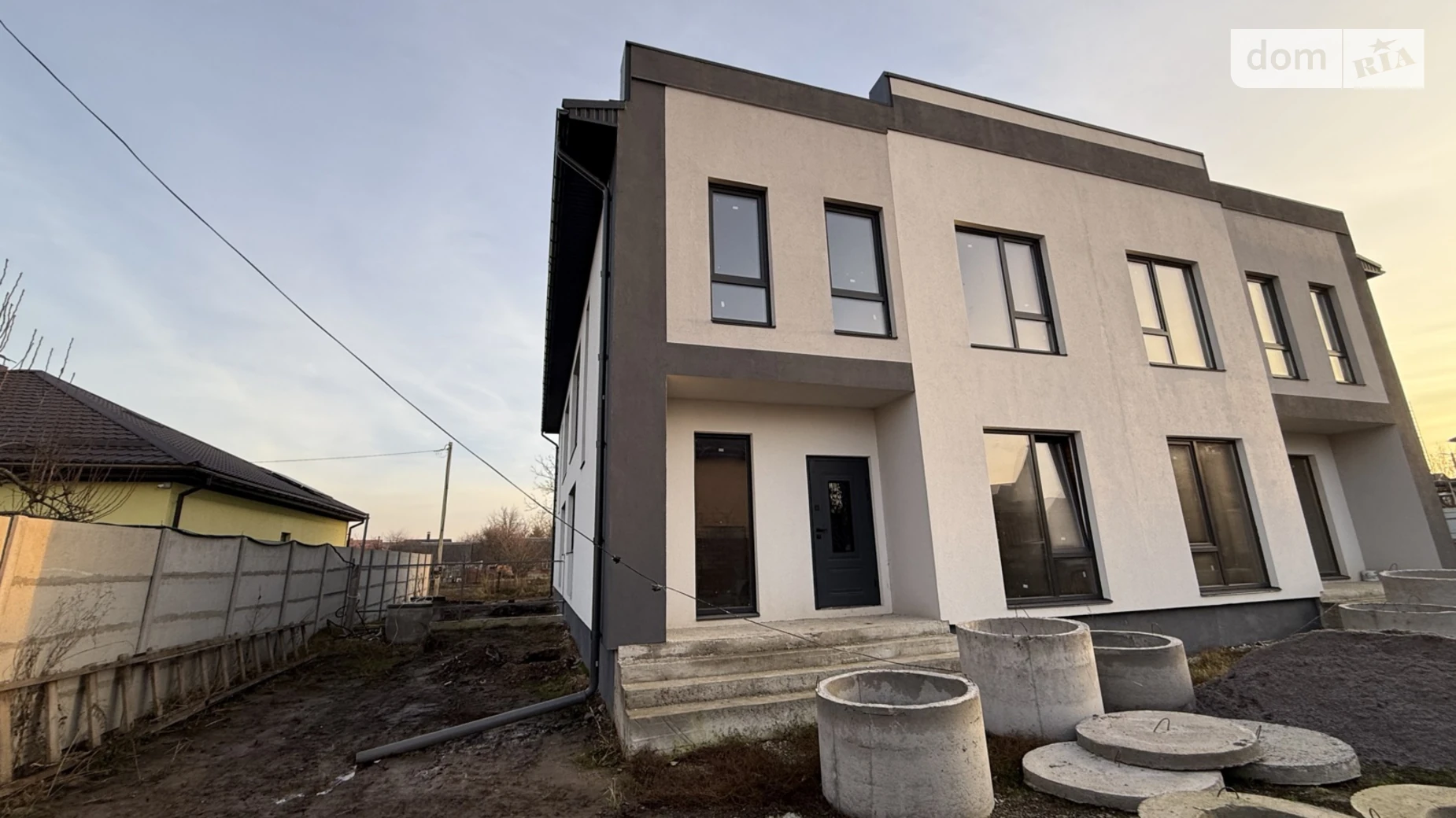 Продается дом на 2 этажа 112 кв. м с балконом, цена: 85000 $ - фото 4