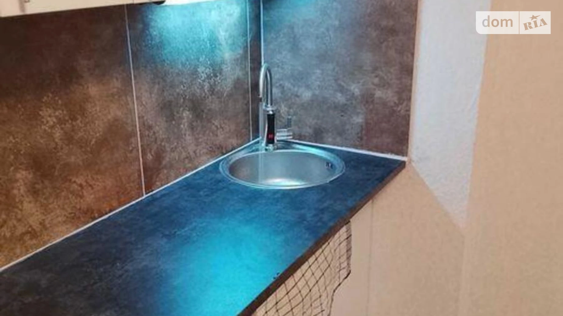 Продается 1-комнатная квартира 21.4 кв. м в Киеве, ул. Каменская, 127 - фото 2