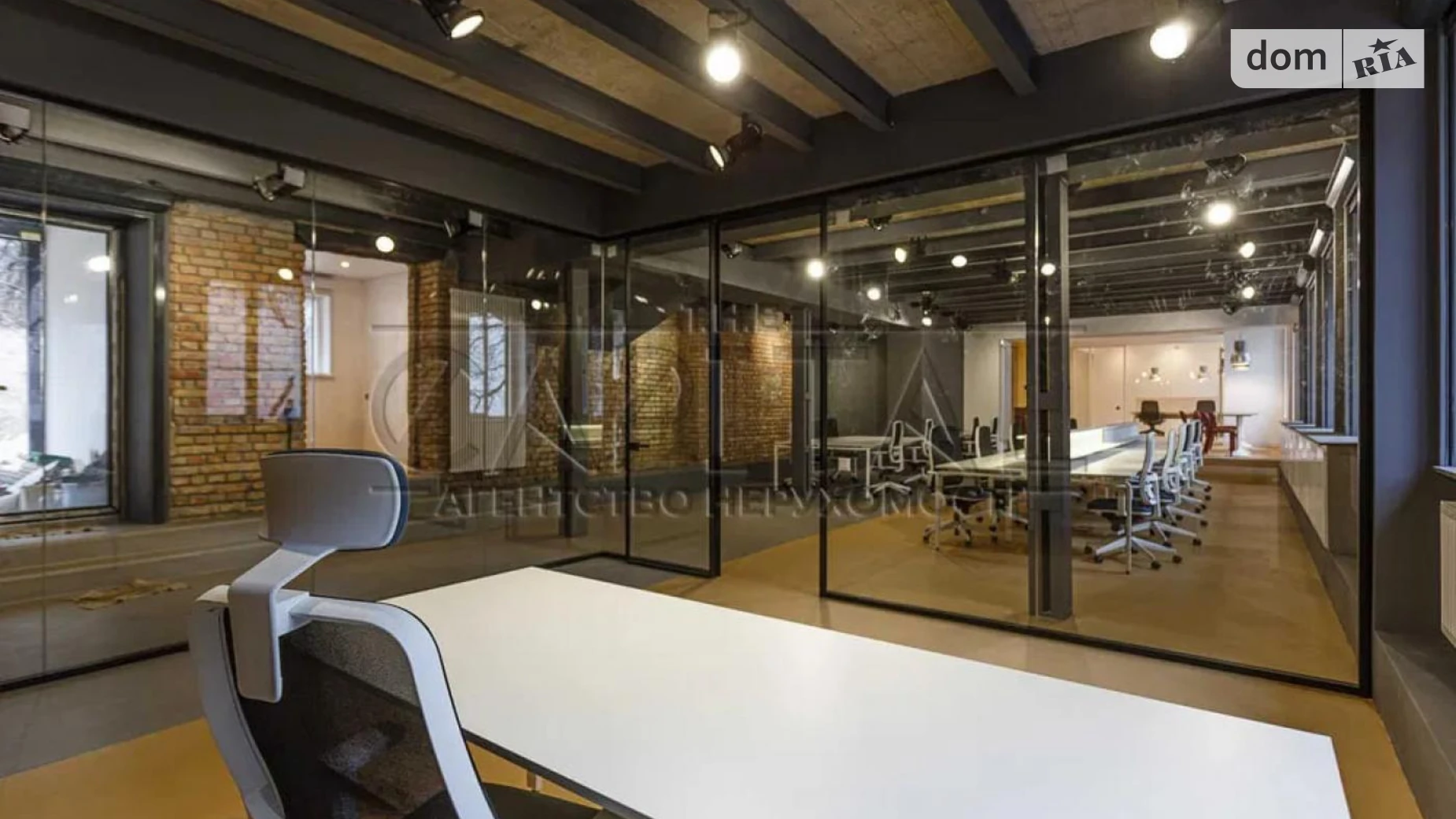 Сдается в аренду офис 296 кв. м в бизнес-центре, цена: 7500 $ - фото 4