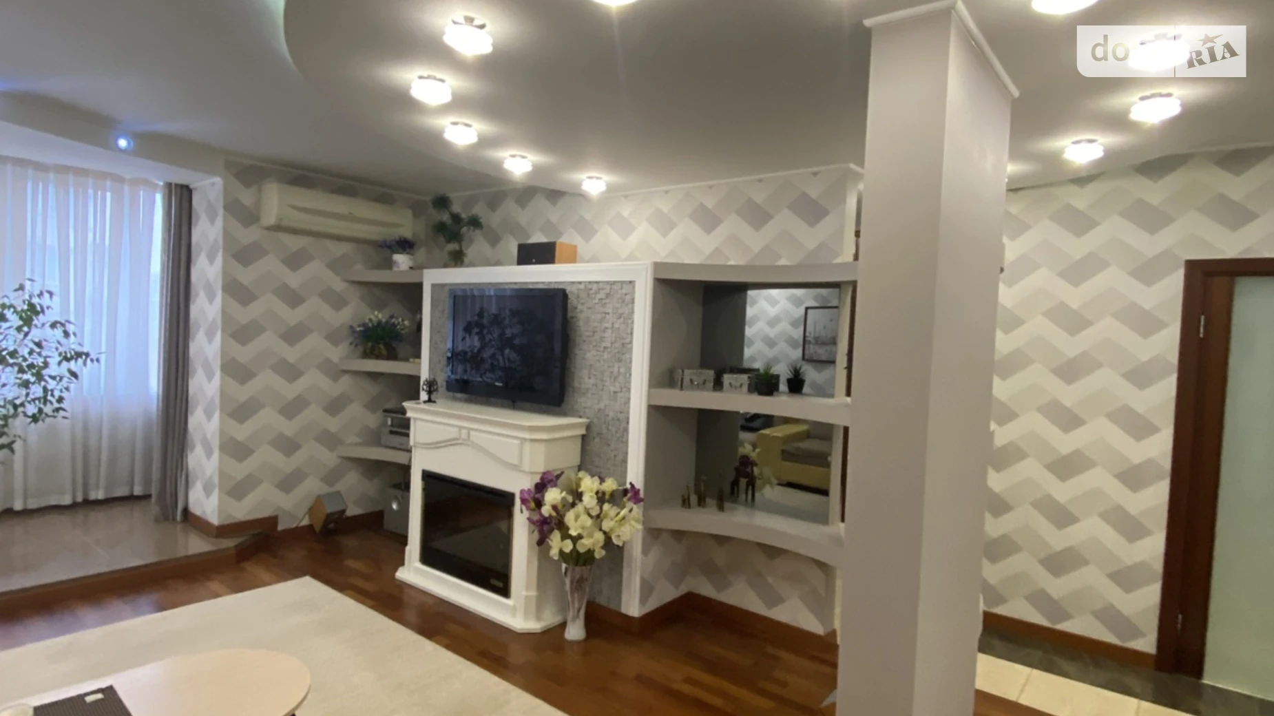 Сдается в аренду 3-комнатная квартира 102.2 кв. м в Хмельницком, ул. Степана Бандеры, 9/1 - фото 2