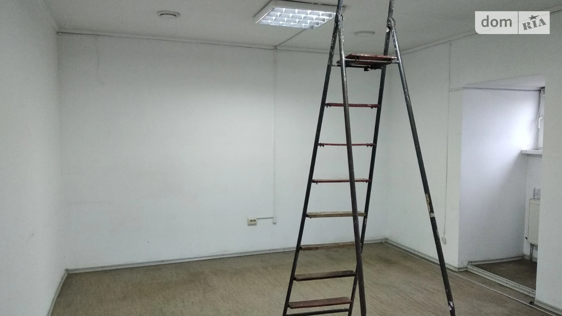 Сдается в аренду офис 30 кв. м в бизнес-центре, цена: 3000 грн - фото 2