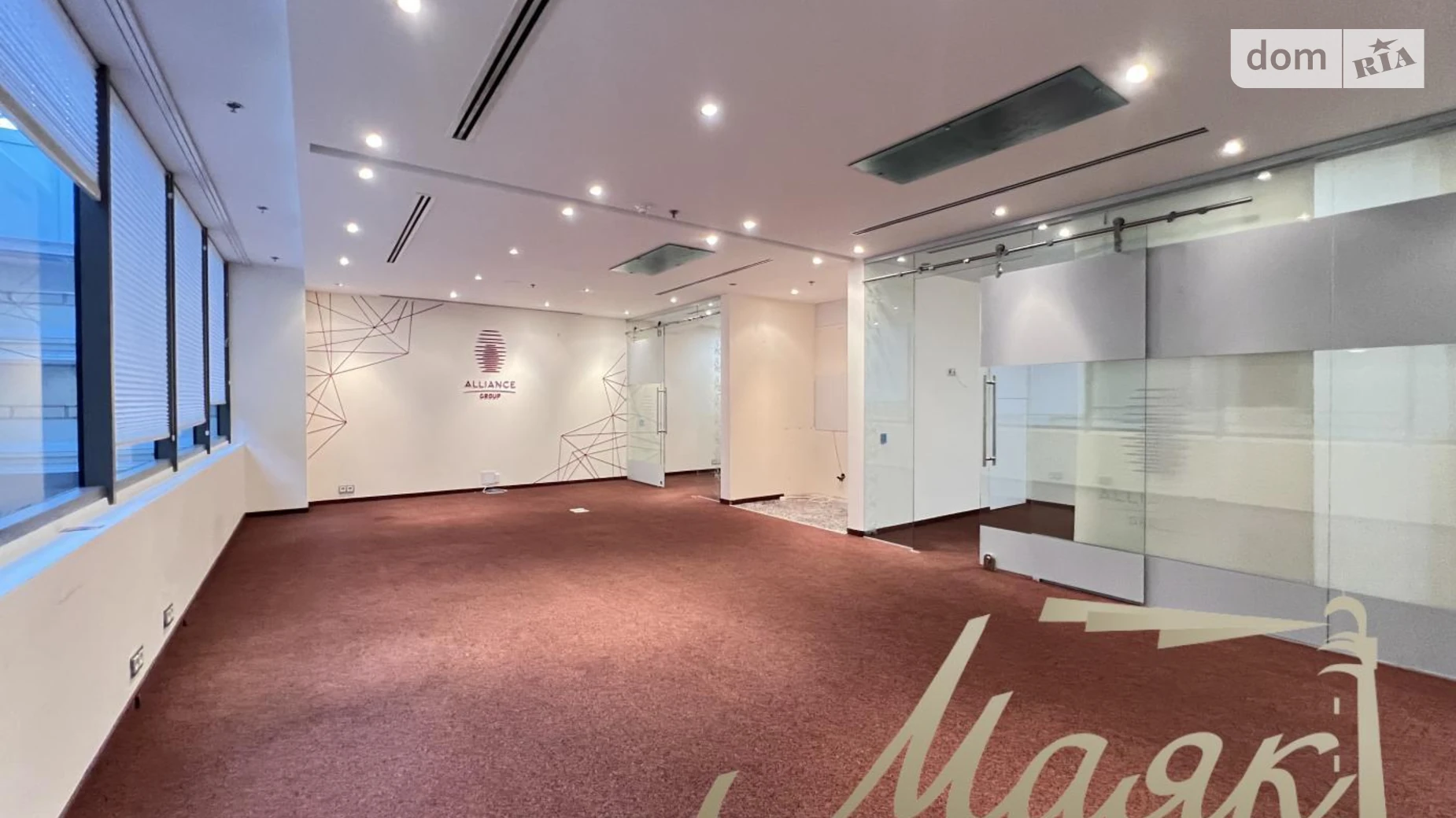 Сдается в аренду офис 65 кв. м в бизнес-центре, цена: 2200 $ - фото 4