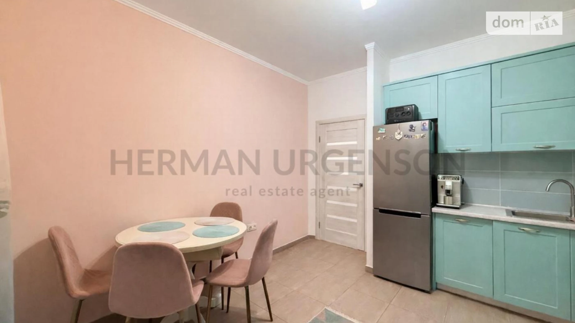 Продается 3-комнатная квартира 82.9 кв. м в Ужгороде, ул. Бабьяка - фото 3