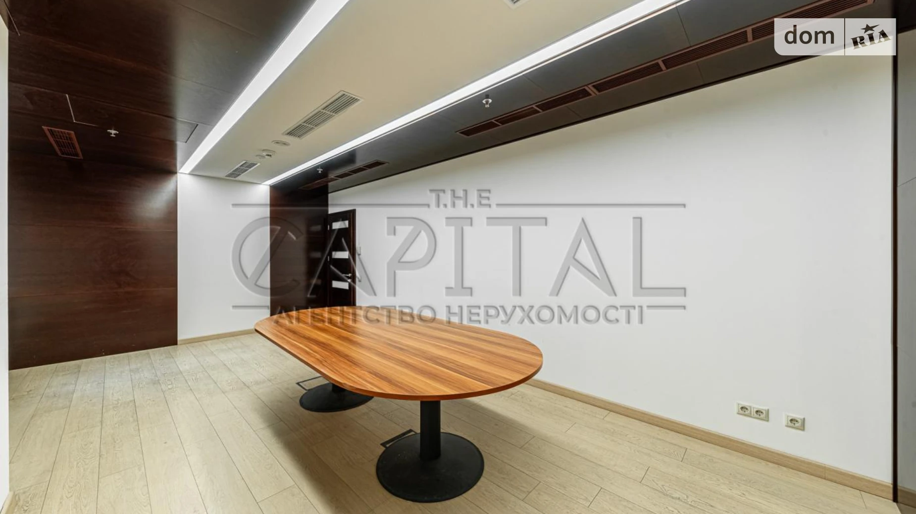 Сдается в аренду офис 200 кв. м в бизнес-центре, цена: 6000 $ - фото 4