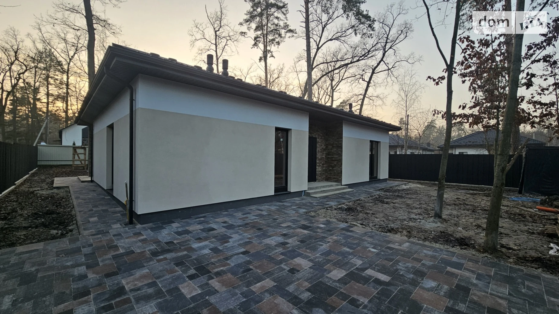 Продается одноэтажный дом 122 кв. м с садом, цена: 128000 $ - фото 2