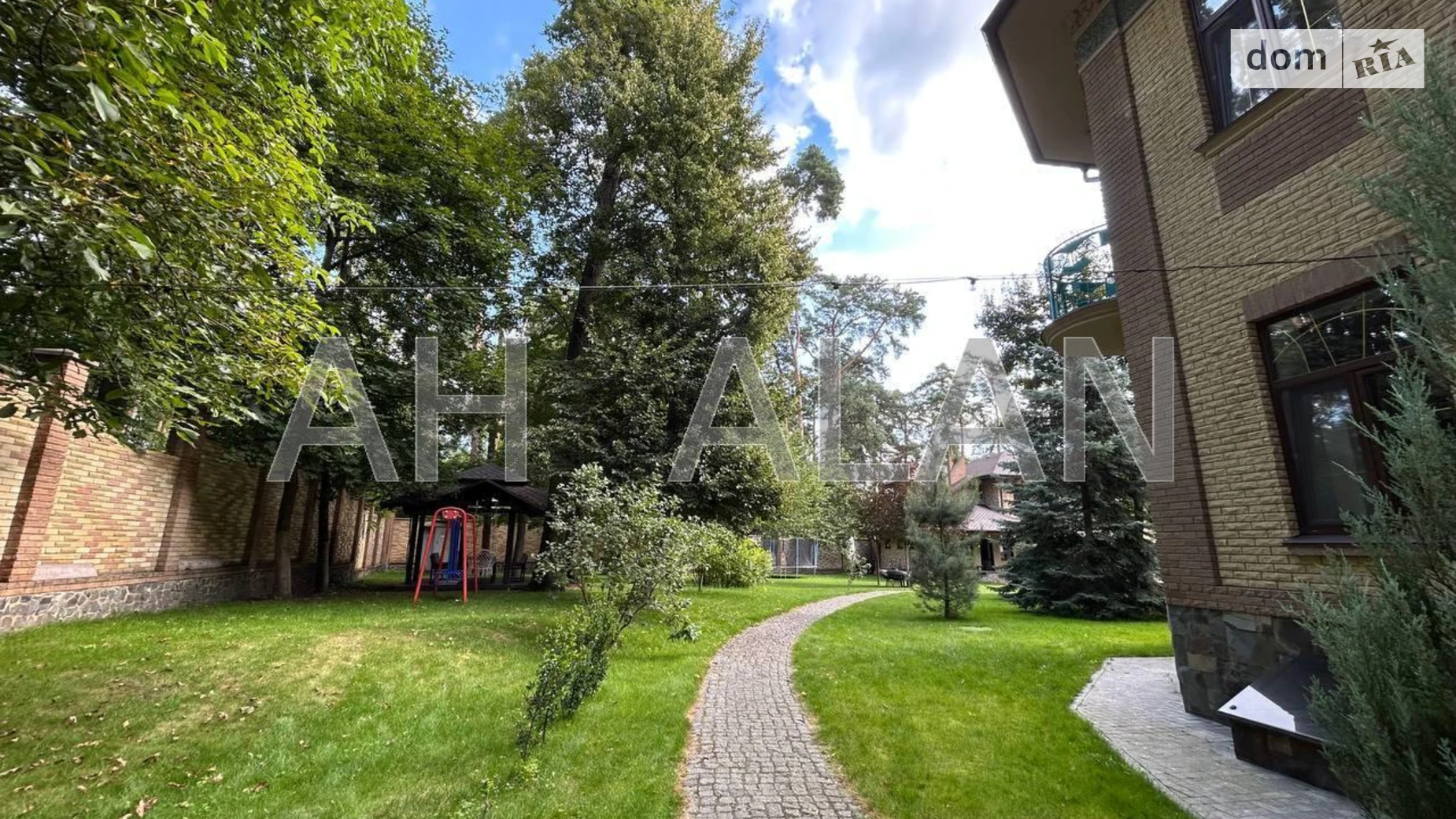 Сдается в аренду дом на 3 этажа 1101.5 кв. м с верандой, цена: 15000 $ - фото 3