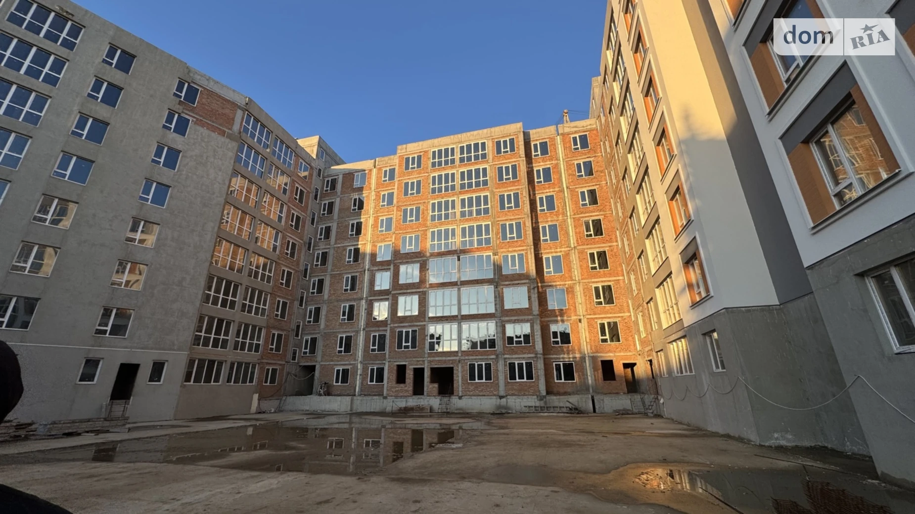 Продается 1-комнатная квартира 51 кв. м в Виннице, пл. Ивана Богуна, 27 - фото 2