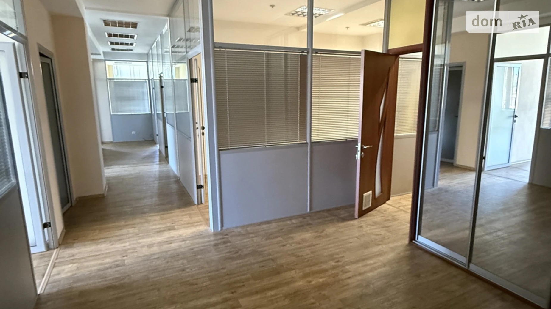 Продається офіс 165 кв. м в бізнес-центрі, цена: 330000 $ - фото 2