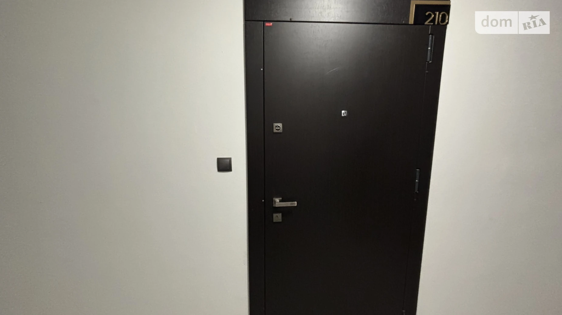 Продается 3-комнатная квартира 100.3 кв. м в Минае, цена: 180000 $ - фото 2