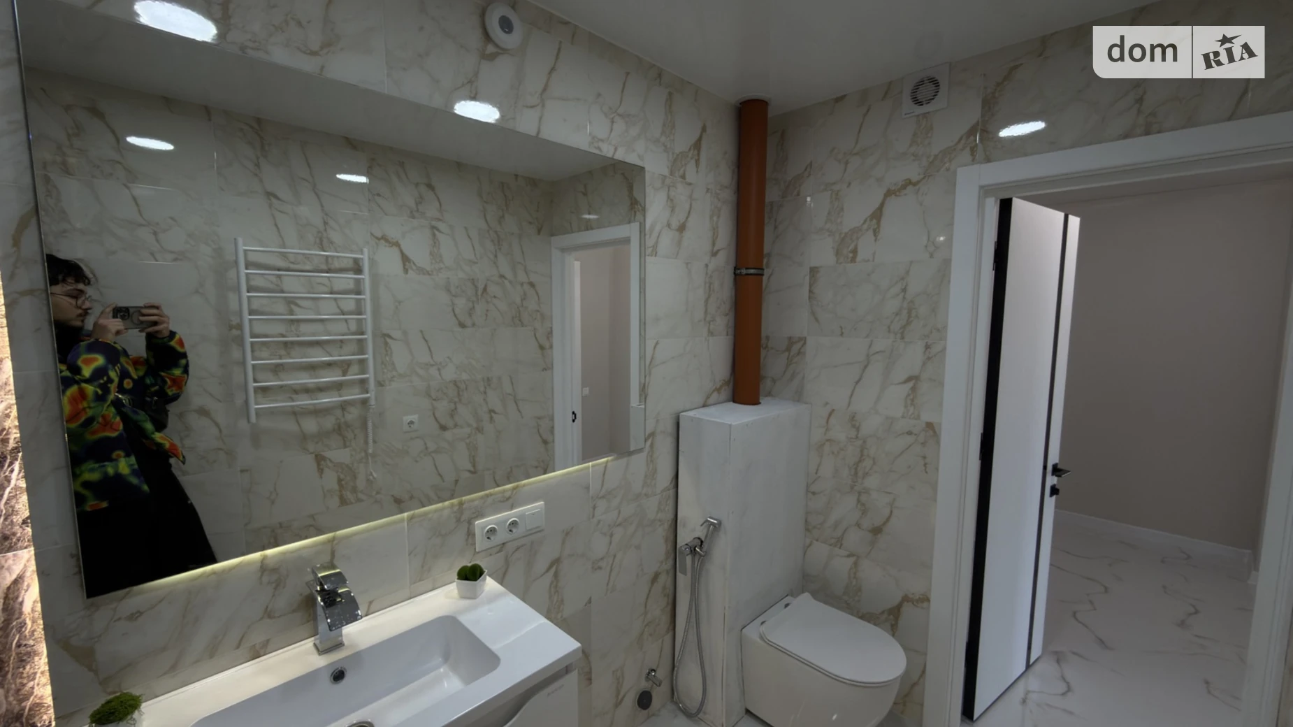 Продается 1-комнатная квартира 44 кв. м в Зарванцах, ул. Рыбацкая - фото 2